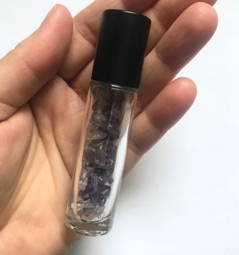 10 ml roller bottle with mineral stones - amethyst